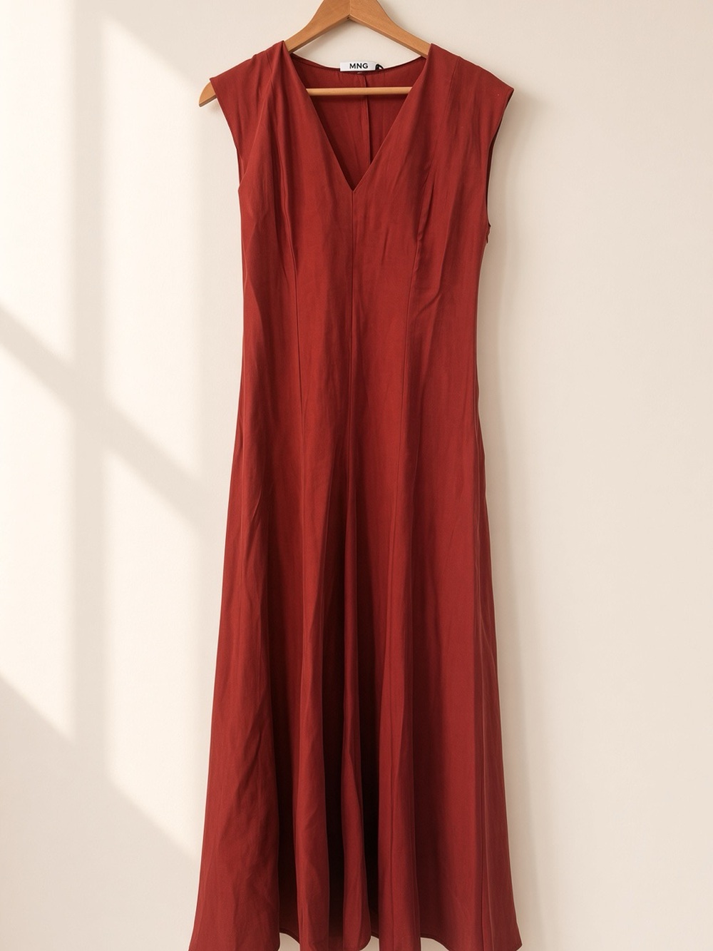 V-Neck Sleeveless Maxi Dress in Rich Red sz 4 Luxe fabric capsule piece by Mango